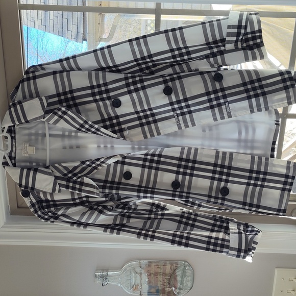 Lightweight plaid jacket excellent Condition with belt - Picture 1 of 4